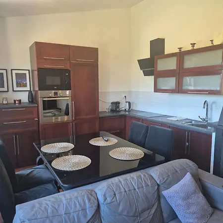 Brzechwy Apartment *