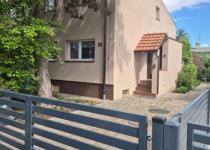 Brzechwy 아파트 *